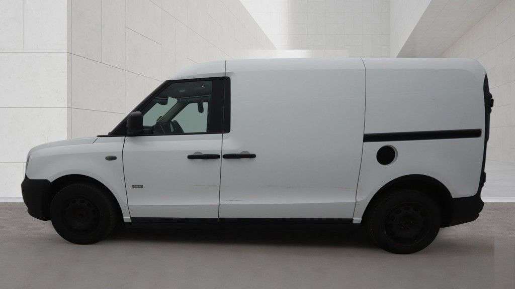 2023 LEVC VN5 2023 LEVC VN5