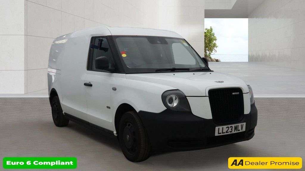 A 2023 LEVC VN5 White 31kWh City plug-in hybrid van, 44,850 miles, Automatic, Sat nav, Touc A 2023 LEVC VN5 White 31kWh City plug-in hybrid van, 44,850 miles, Automatic, Sat nav, Touc