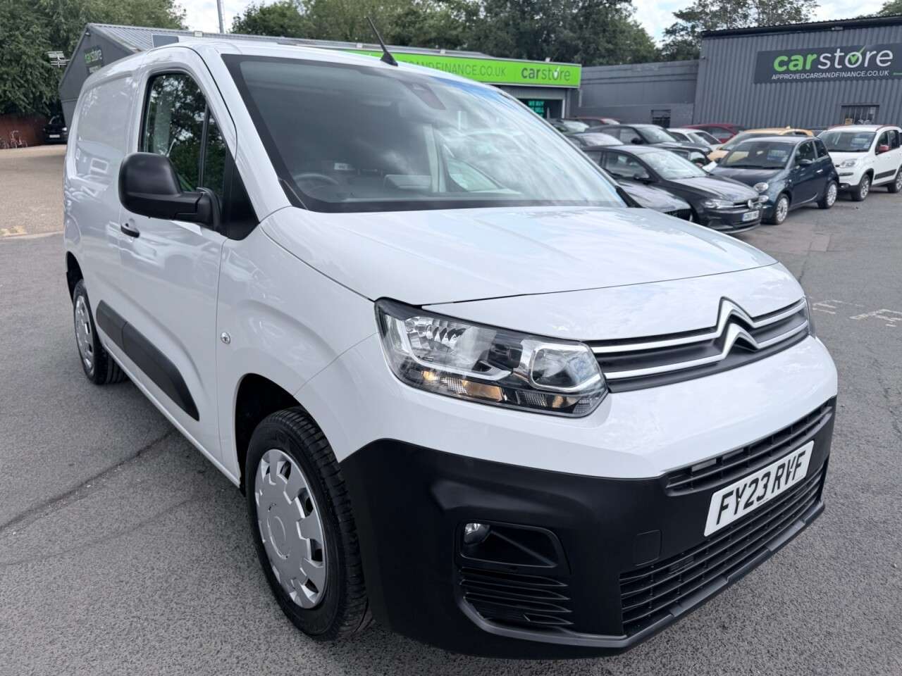 A 2023 CITROEN BERLINGO White 1.2 PureTech Enterprise Pro van, 25,750 miles, Euro 6, 6-Speed manual A 2023 CITROEN BERLINGO White 1.2 PureTech Enterprise Pro van, 25,750 miles, Euro 6, 6-Speed manual