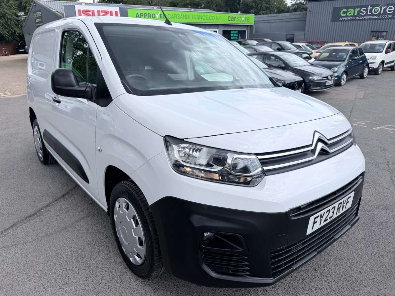 A 2023 CITROEN BERLINGO White 1.2 PureTech Enterprise Pro van, 25,750 miles, Euro 6, 6-Speed manual A 2023 CITROEN BERLINGO White 1.2 PureTech Enterprise Pro van, 25,750 miles, Euro 6, 6-Speed manual