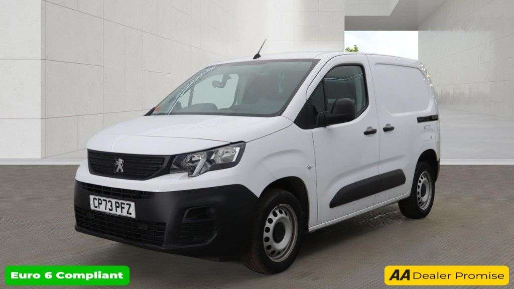 A 2024 PEUGEOT PARTNER White 1.5 BlueHDi Professional Premium+ van, 20,000 miles, Euro 6, 6-speed A 2024 PEUGEOT PARTNER White 1.5 BlueHDi Professional Premium+ van, 20,000 miles, Euro 6, 6-speed
