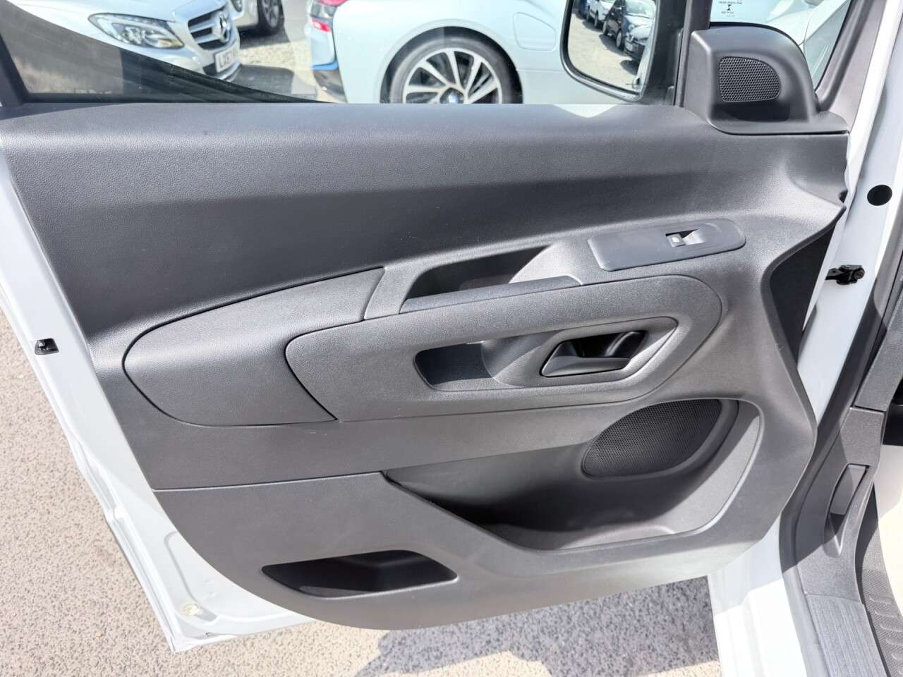 2021 PEUGEOT PARTNER 2021 PEUGEOT PARTNER