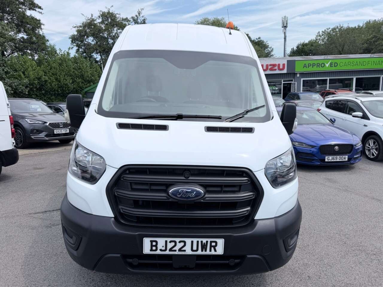 A 2022 FORD TRANSIT White 2.0 350 EcoBlue L3 H3 van, 62,200 miles, Euro 6, 6-Speed manual, Air A 2022 FORD TRANSIT White 2.0 350 EcoBlue L3 H3 van, 62,200 miles, Euro 6, 6-Speed manual, Air