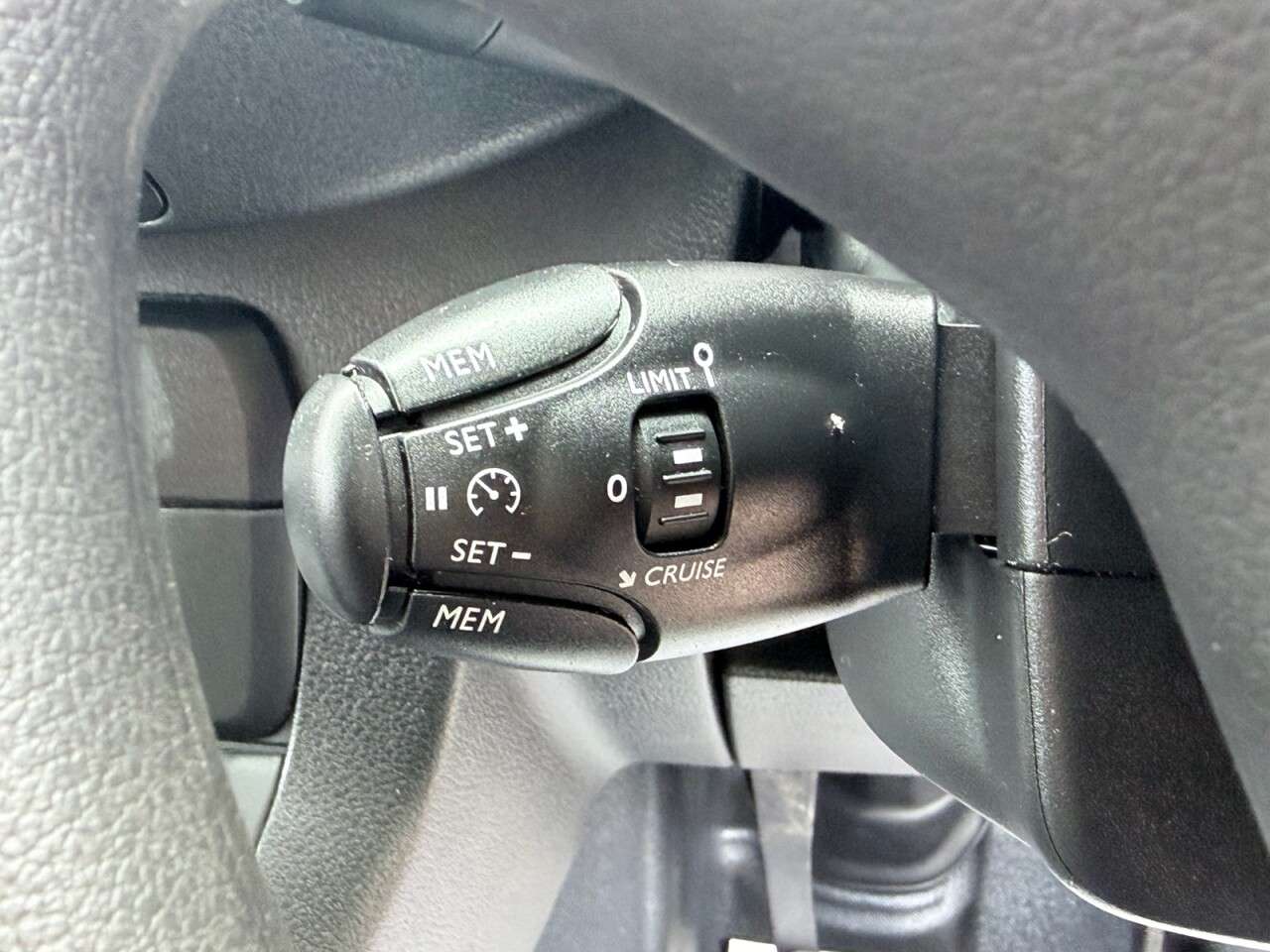 2023 VAUXHALL VIVARO 2023 VAUXHALL VIVARO