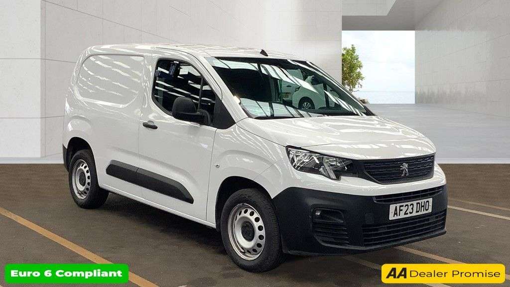 A 2023 PEUGEOT PARTNER White 1.5 BlueHDi Professional Premium+ van, 64,000 miles, Euro 6, 6-Speed A 2023 PEUGEOT PARTNER White 1.5 BlueHDi Professional Premium+ van, 64,000 miles, Euro 6, 6-Speed