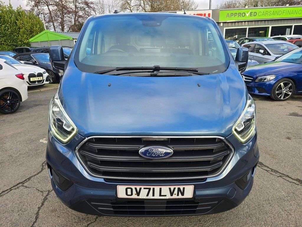 A 2021 FORD TRANSIT CUSTOM Euro 6 hybrid Panel van, 51,864 miles, Automatic Gearbox, Sat Nav, Air Con, A 2021 FORD TRANSIT CUSTOM Euro 6 hybrid Panel van, 51,864 miles, Automatic Gearbox, Sat Nav, Air Con,