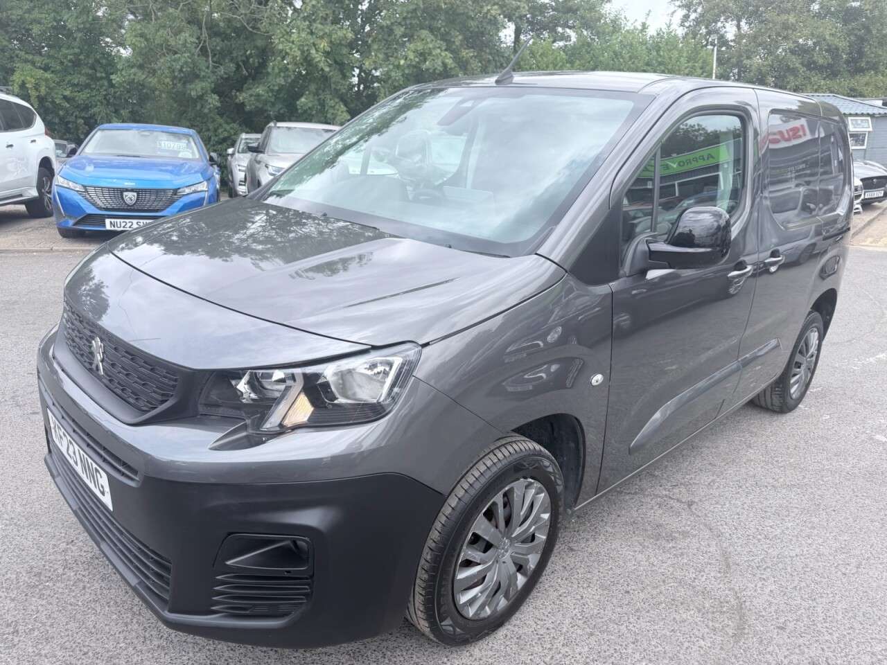 A 2023 PEUGEOT PARTNER Grey 1.5 BlueHDi Asphalt Premium+ van, 52,300 miles, Euro 6, 8in Touchscree A 2023 PEUGEOT PARTNER Grey 1.5 BlueHDi Asphalt Premium+ van, 52,300 miles, Euro 6, 8in Touchscree