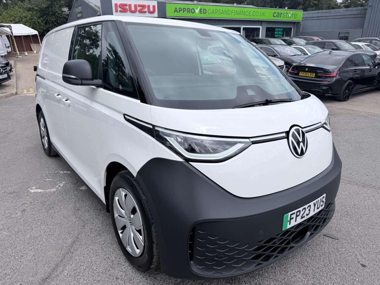 A 2023 VOLKSWAGEN ID. BUZZ CARGO White Pro 77kWh Commerce electric van, 16,200 miles, Automatic, CarPlay/And A 2023 VOLKSWAGEN ID. BUZZ CARGO White Pro 77kWh Commerce electric van, 16,200 miles, Automatic, CarPlay/And