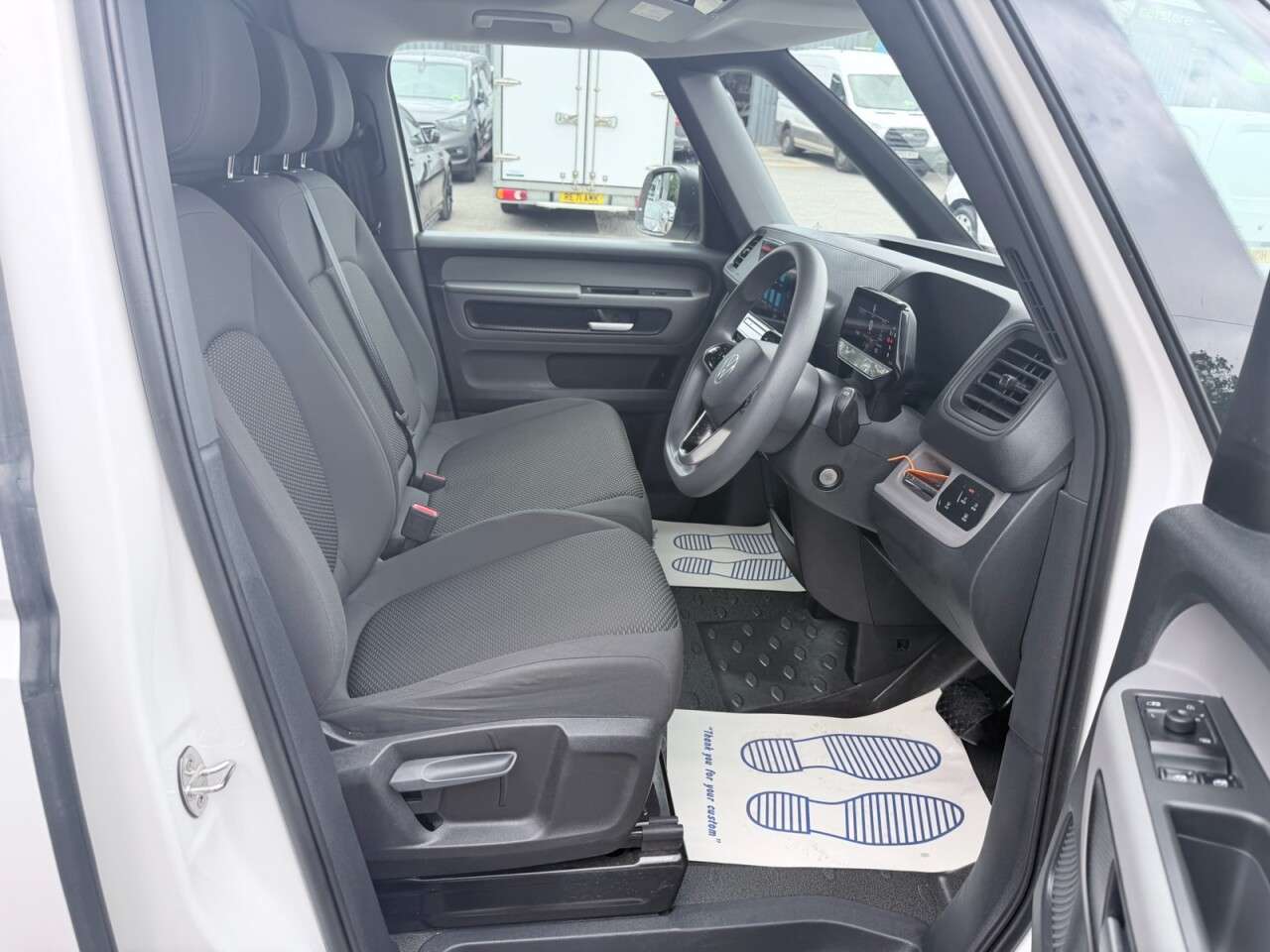 2023 VOLKSWAGEN ID. BUZZ CARGO 2023 VOLKSWAGEN ID. BUZZ CARGO