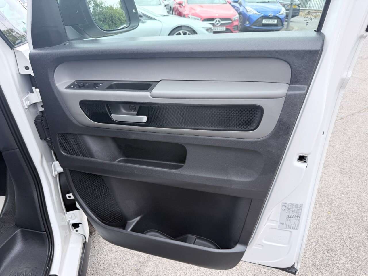2023 VOLKSWAGEN ID. BUZZ CARGO 2023 VOLKSWAGEN ID. BUZZ CARGO