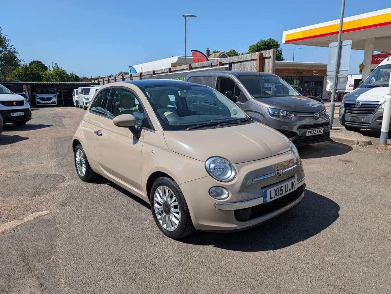 A 2015 FIAT 500 Brown 1.2 Lounge hatchback, 41,815 miles, Euro 6, ULEZ compliant, 5-Speed m A 2015 FIAT 500 Brown 1.2 Lounge hatchback, 41,815 miles, Euro 6, ULEZ compliant, 5-Speed m