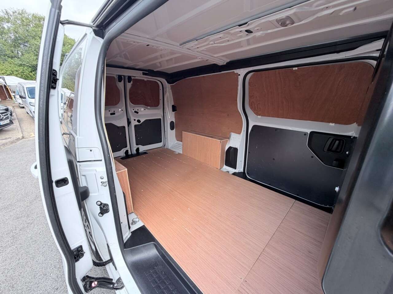 2023 VAUXHALL VIVARO 2023 VAUXHALL VIVARO
