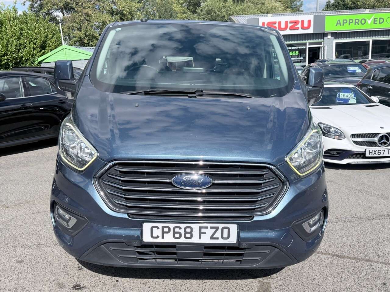 A 2018 FORD TOURNEO CUSTOM Blue 2.0 320 EcoBlue Titanium 8-seat minibus, 96,720 miles, Euro 6, Automat A 2018 FORD TOURNEO CUSTOM Blue 2.0 320 EcoBlue Titanium 8-seat minibus, 96,720 miles, Euro 6, Automat