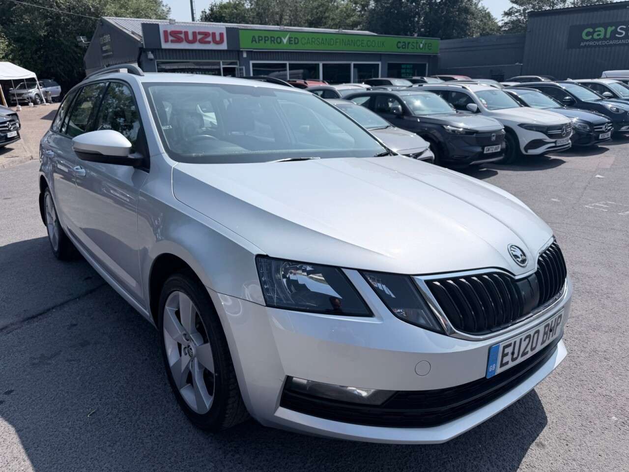 A 2020 SKODA OCTAVIA Silver 1.5 TSI ACT SE Drive estate, 25,300 miles, Euro 6, DSG Automatic, Ca A 2020 SKODA OCTAVIA Silver 1.5 TSI ACT SE Drive estate, 25,300 miles, Euro 6, DSG Automatic, Ca