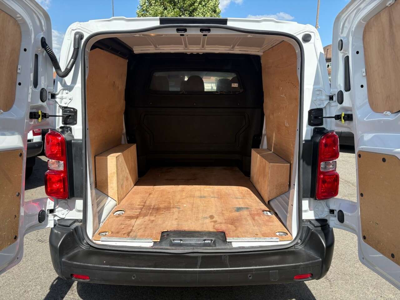 2024 VAUXHALL VIVARO 2024 VAUXHALL VIVARO
