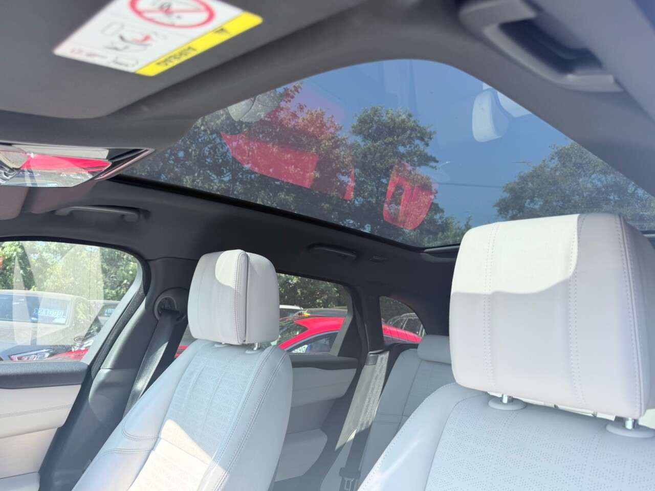 2019 LAND ROVER RANGE ROVER VELAR 2019 LAND ROVER RANGE ROVER VELAR