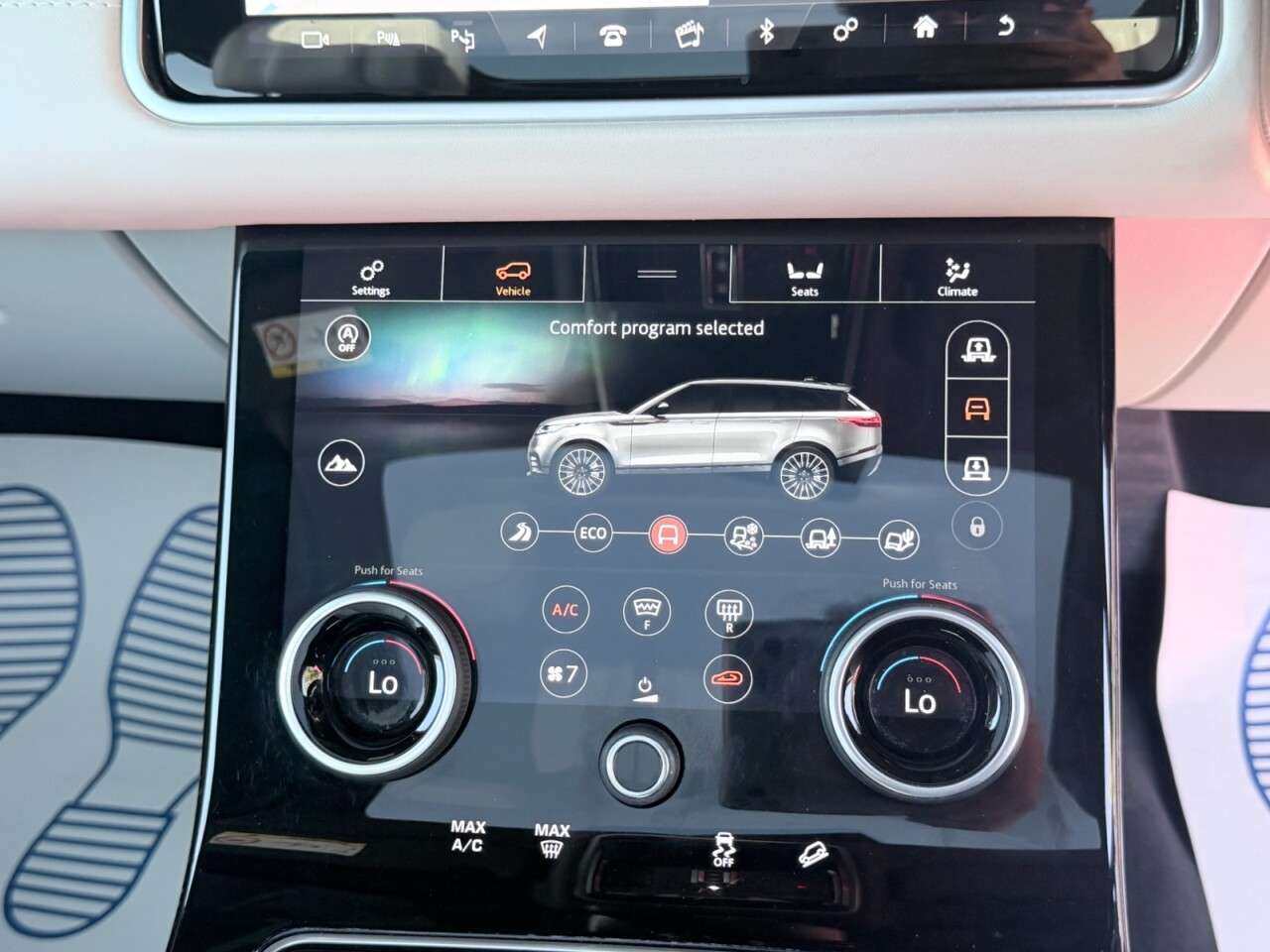 2019 LAND ROVER RANGE ROVER VELAR 2019 LAND ROVER RANGE ROVER VELAR