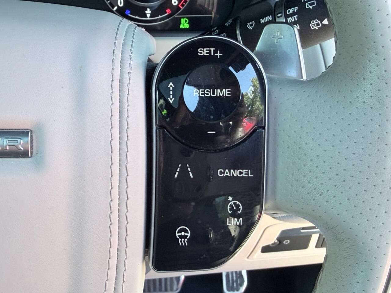 2019 LAND ROVER RANGE ROVER VELAR 2019 LAND ROVER RANGE ROVER VELAR