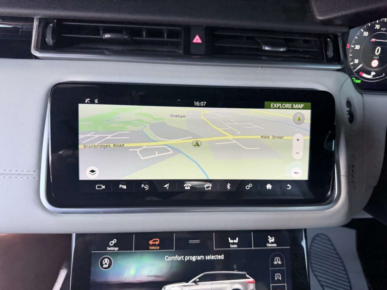 2019 LAND ROVER RANGE ROVER VELAR 2019 LAND ROVER RANGE ROVER VELAR