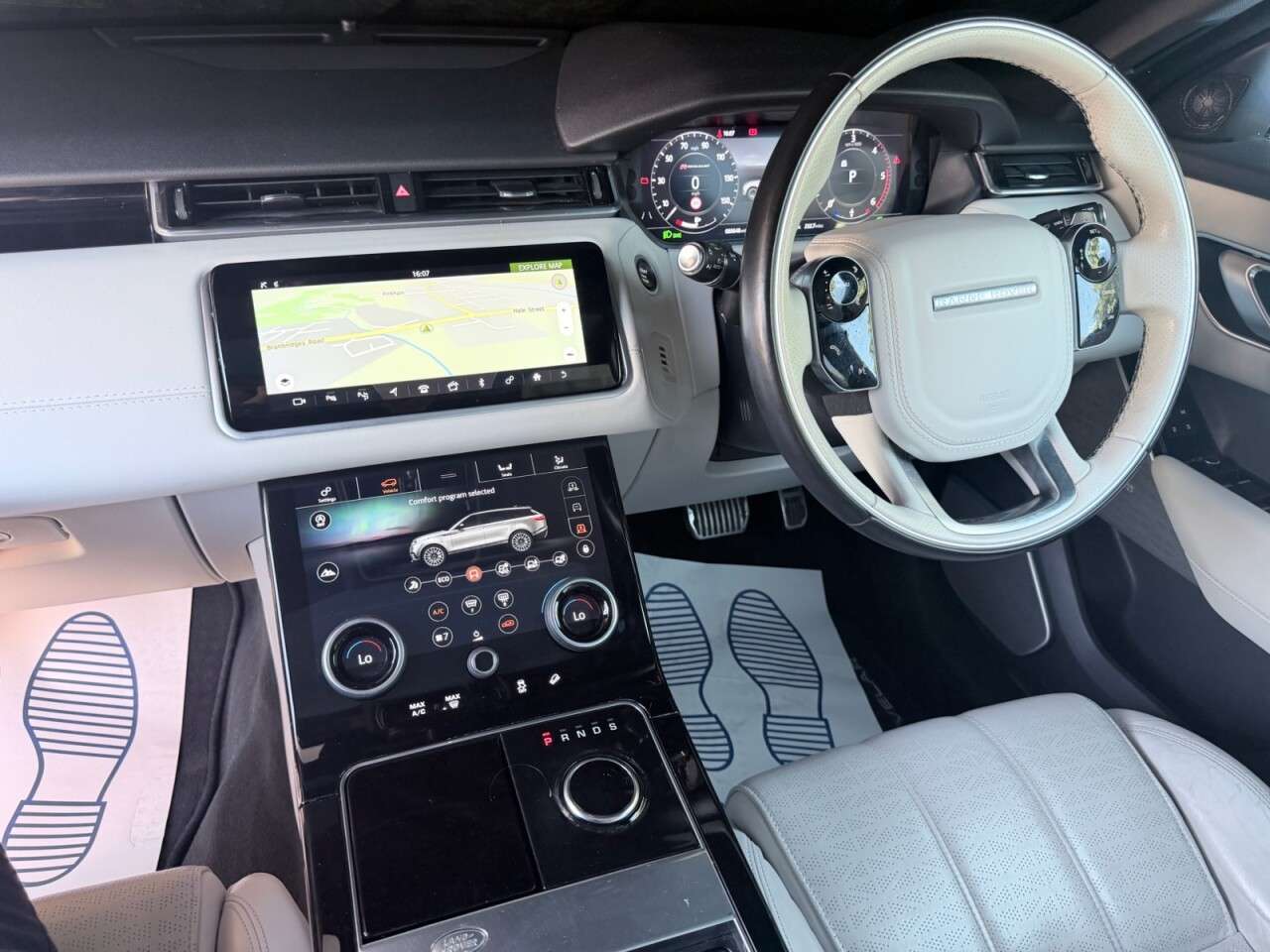 2019 LAND ROVER RANGE ROVER VELAR 2019 LAND ROVER RANGE ROVER VELAR