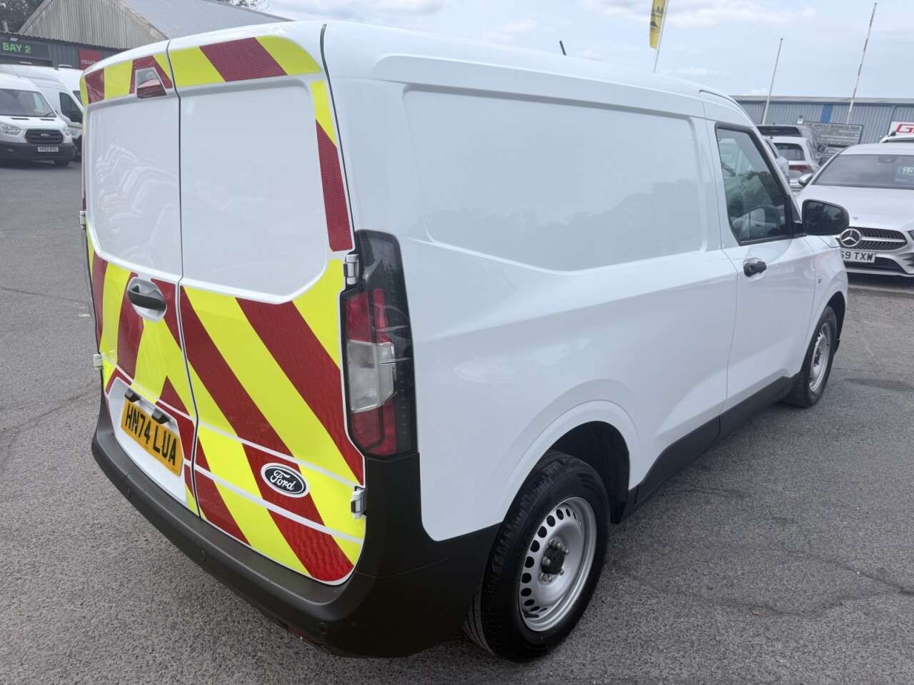 2024 FORD TRANSIT COURIER 2024 FORD TRANSIT COURIER