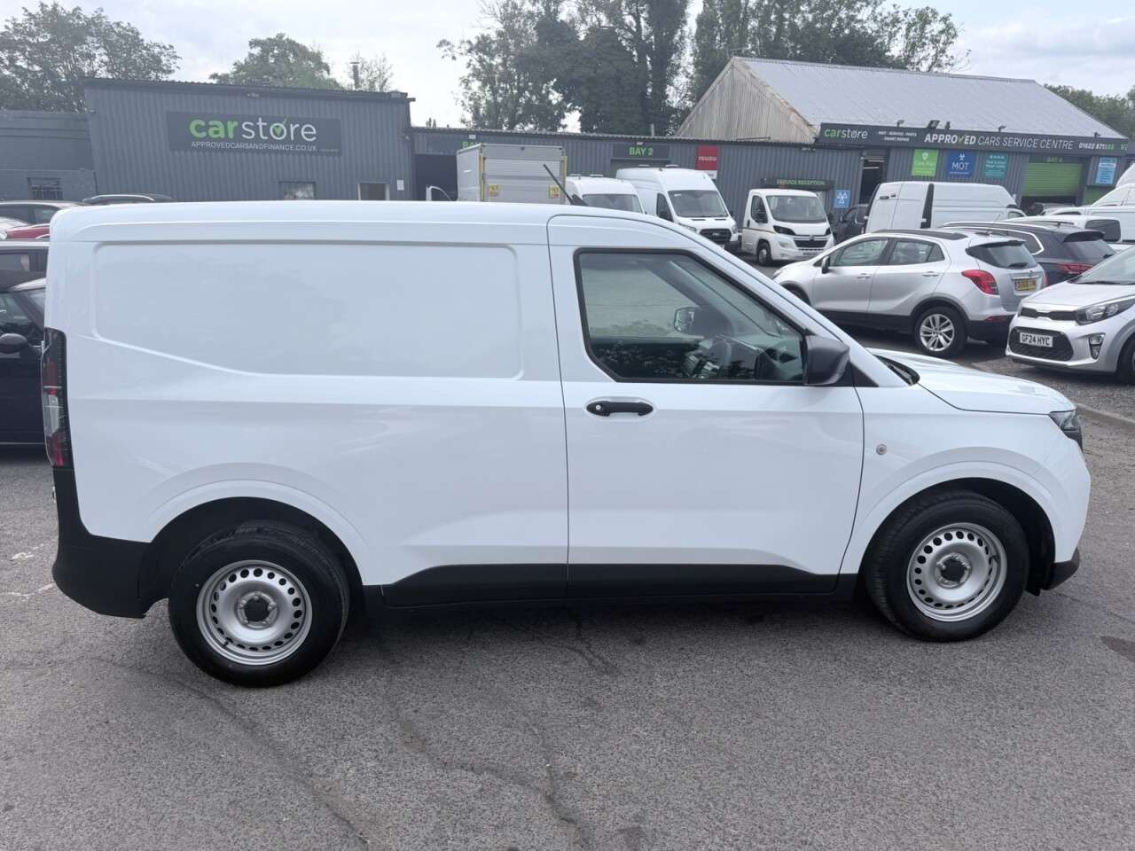 2024 FORD TRANSIT COURIER 2024 FORD TRANSIT COURIER