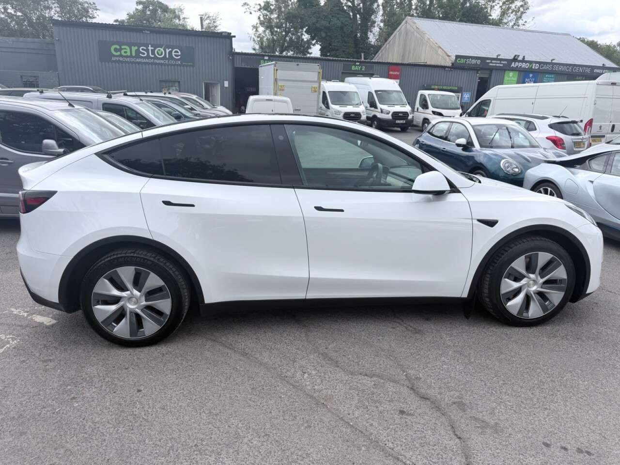 2023 TESLA MODEL Y 2023 TESLA MODEL Y