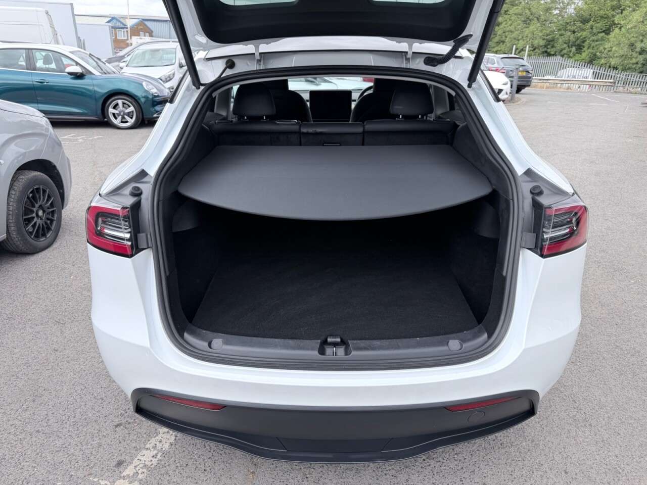 2023 TESLA MODEL Y 2023 TESLA MODEL Y