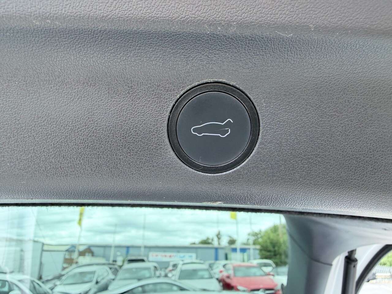 2023 TESLA MODEL Y 2023 TESLA MODEL Y