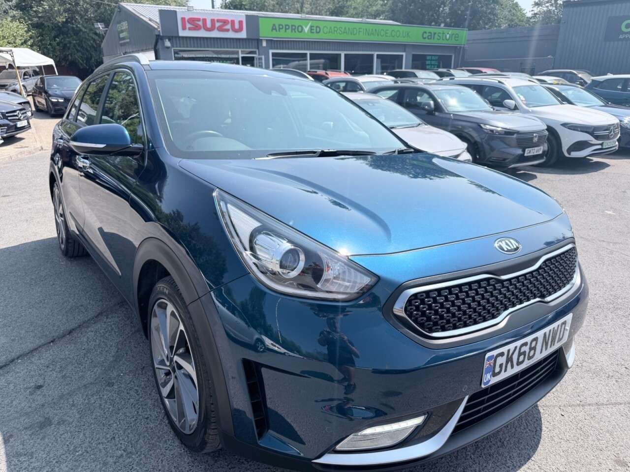 A 2018 KIA NIRO Blue 1.6h GDi 3 SUV, 30,140 miles, Euro 6 hybrid, Automatic, JBL audio, Sat A 2018 KIA NIRO Blue 1.6h GDi 3 SUV, 30,140 miles, Euro 6 hybrid, Automatic, JBL audio, Sat