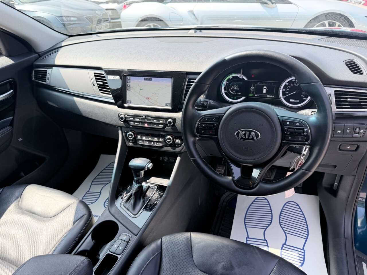 2018 KIA NIRO 2018 KIA NIRO