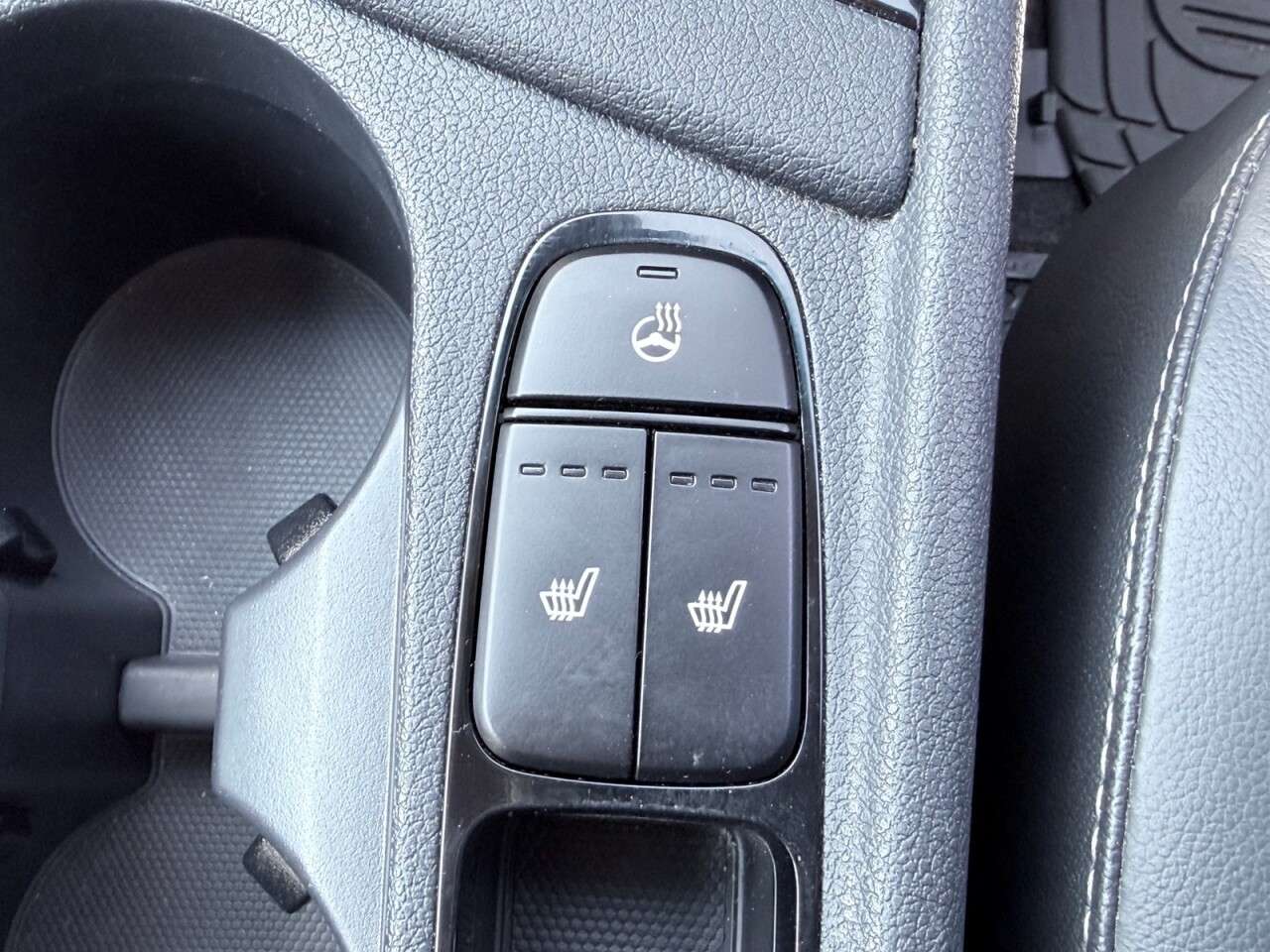 2018 KIA NIRO 2018 KIA NIRO