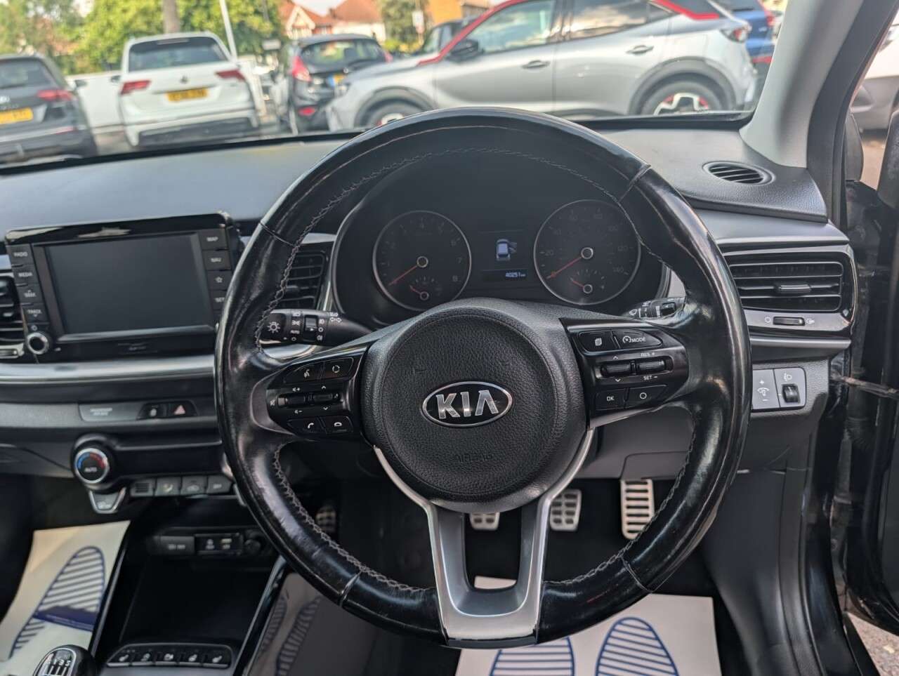 2020 KIA STONIC 2020 KIA STONIC