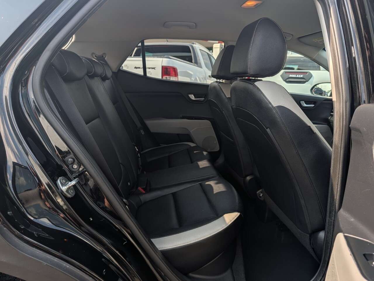 2020 KIA STONIC 2020 KIA STONIC