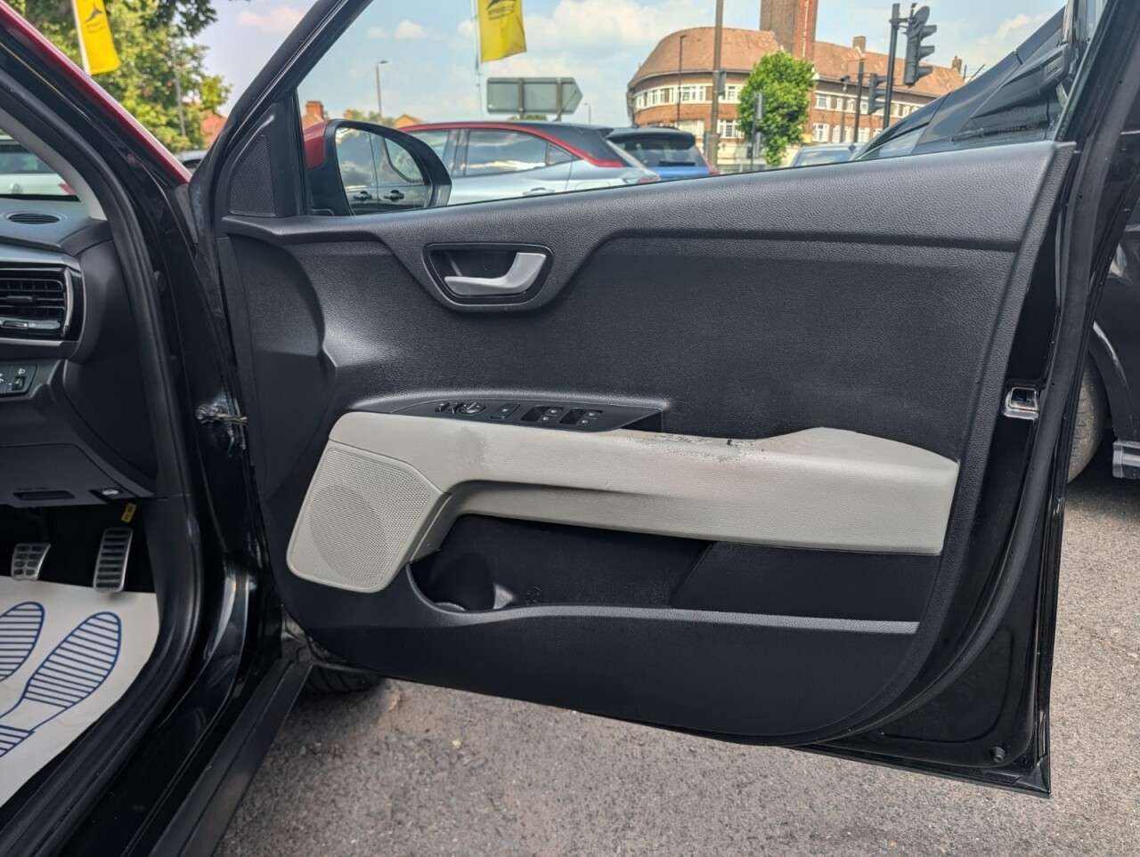 2020 KIA STONIC 2020 KIA STONIC