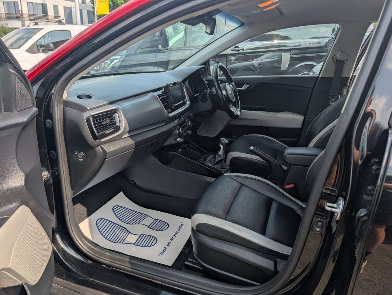 2020 KIA STONIC 2020 KIA STONIC