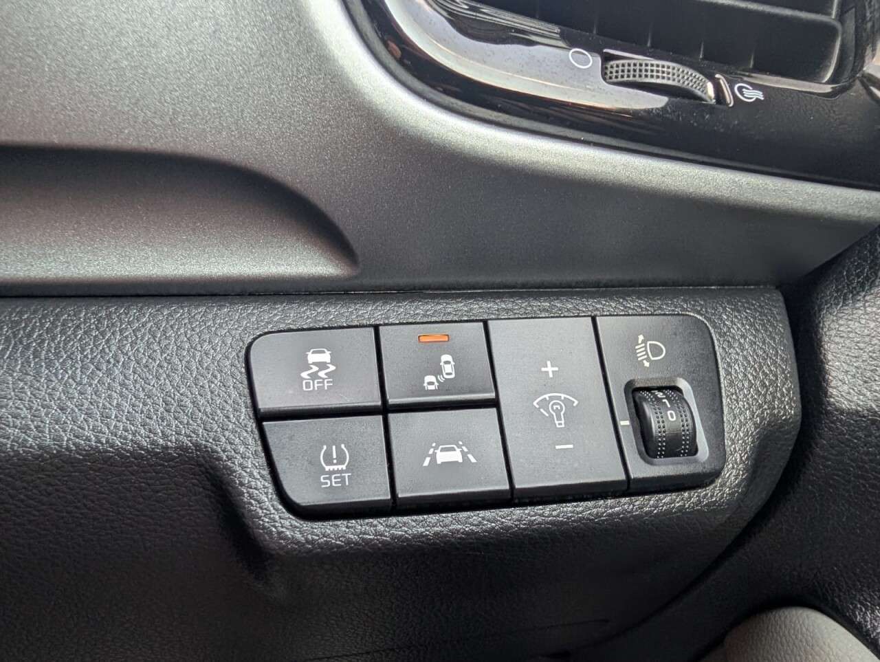 2020 KIA STONIC 2020 KIA STONIC