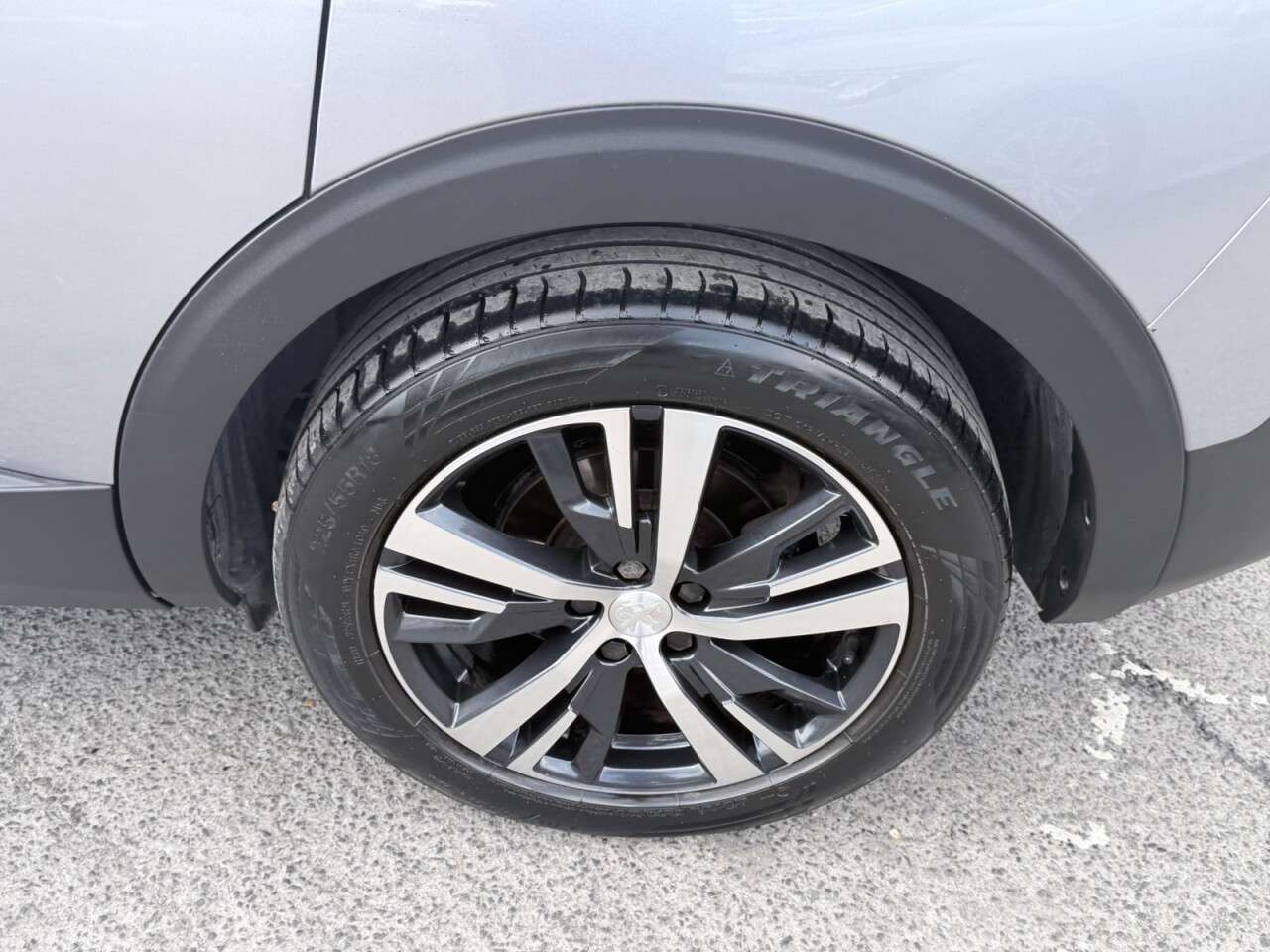 2020 PEUGEOT 5008 2020 PEUGEOT 5008
