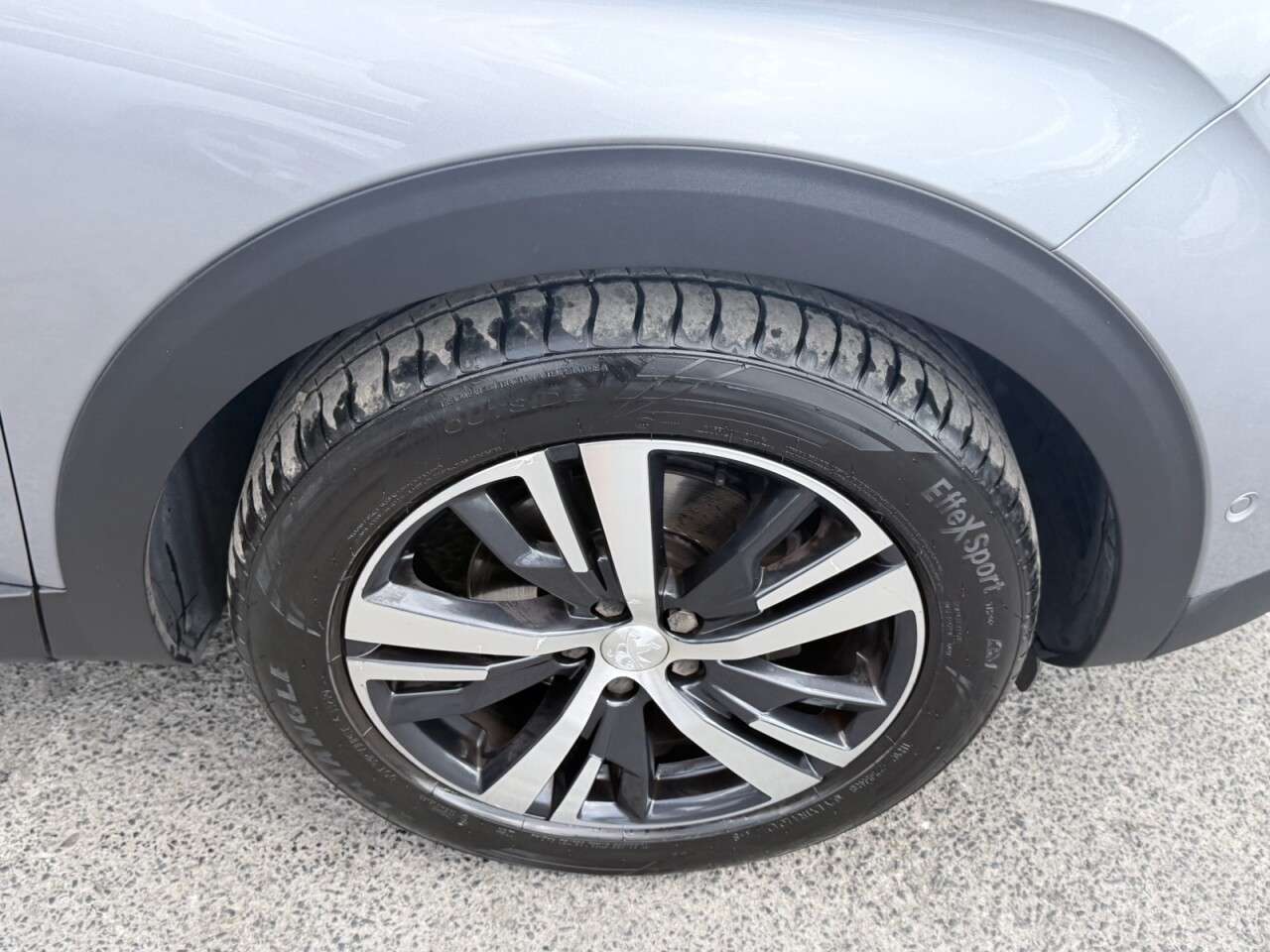 2020 PEUGEOT 5008 2020 PEUGEOT 5008