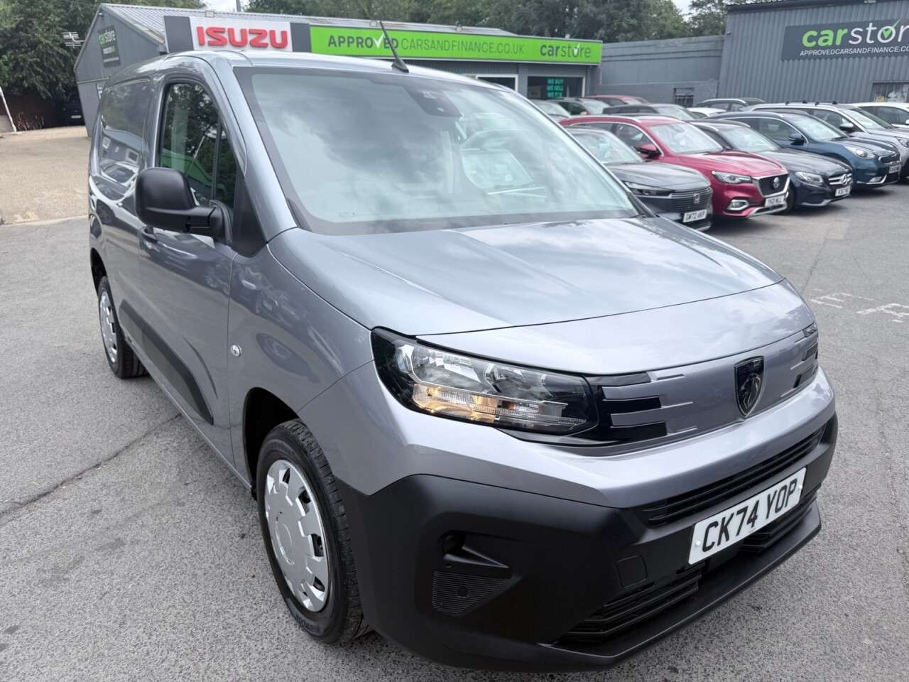 A 2024 PEUGEOT PARTNER Grey 1.5 BlueHDi Professional Automatic van, 23,000 miles, Euro 6, Air Cond A 2024 PEUGEOT PARTNER Grey 1.5 BlueHDi Professional Automatic van, 23,000 miles, Euro 6, Air Cond