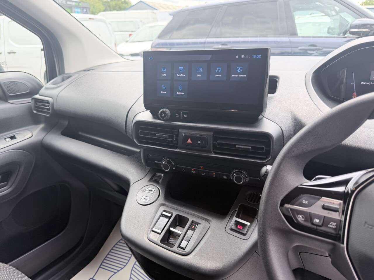 2024 PEUGEOT PARTNER 2024 PEUGEOT PARTNER
