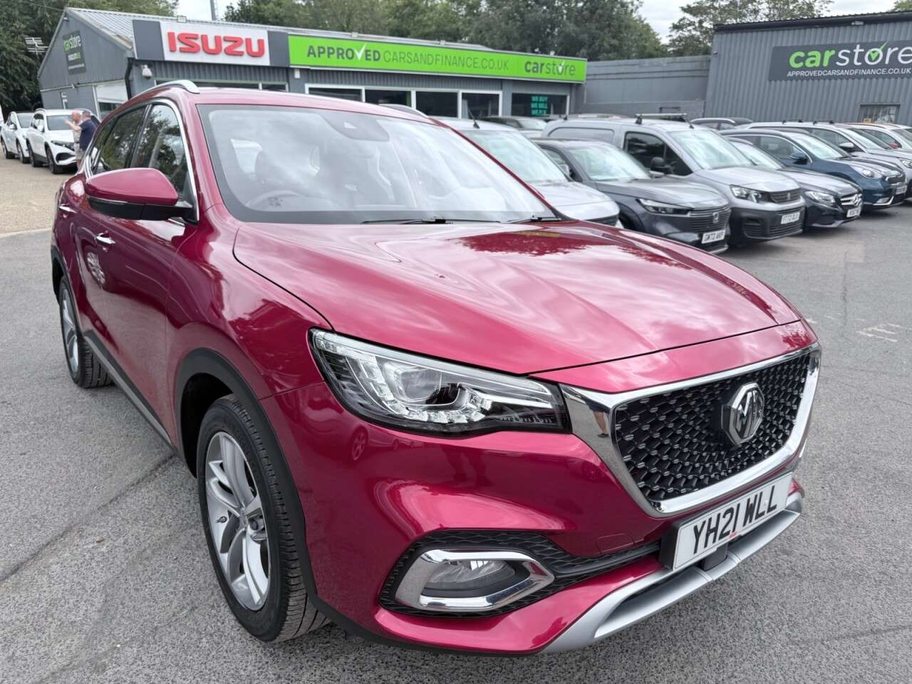 A 2021 MG MG HS Red 1.5 T-GDi Exclusive SUV, 18,760 miles, Euro 6, Automatic, 10in Touchscr A 2021 MG MG HS Red 1.5 T-GDi Exclusive SUV, 18,760 miles, Euro 6, Automatic, 10in Touchscr