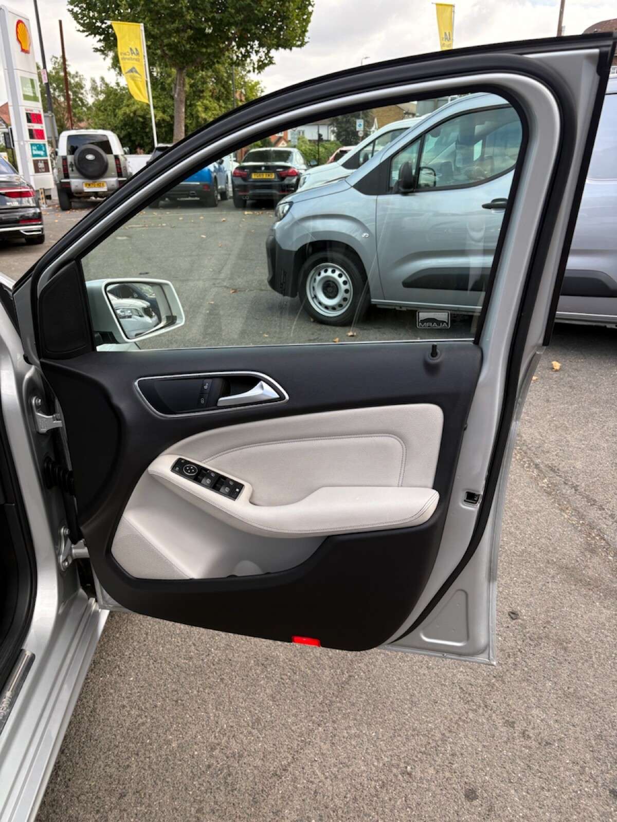 2015 MERCEDES-BENZ B CLASS 2015 MERCEDES-BENZ B CLASS