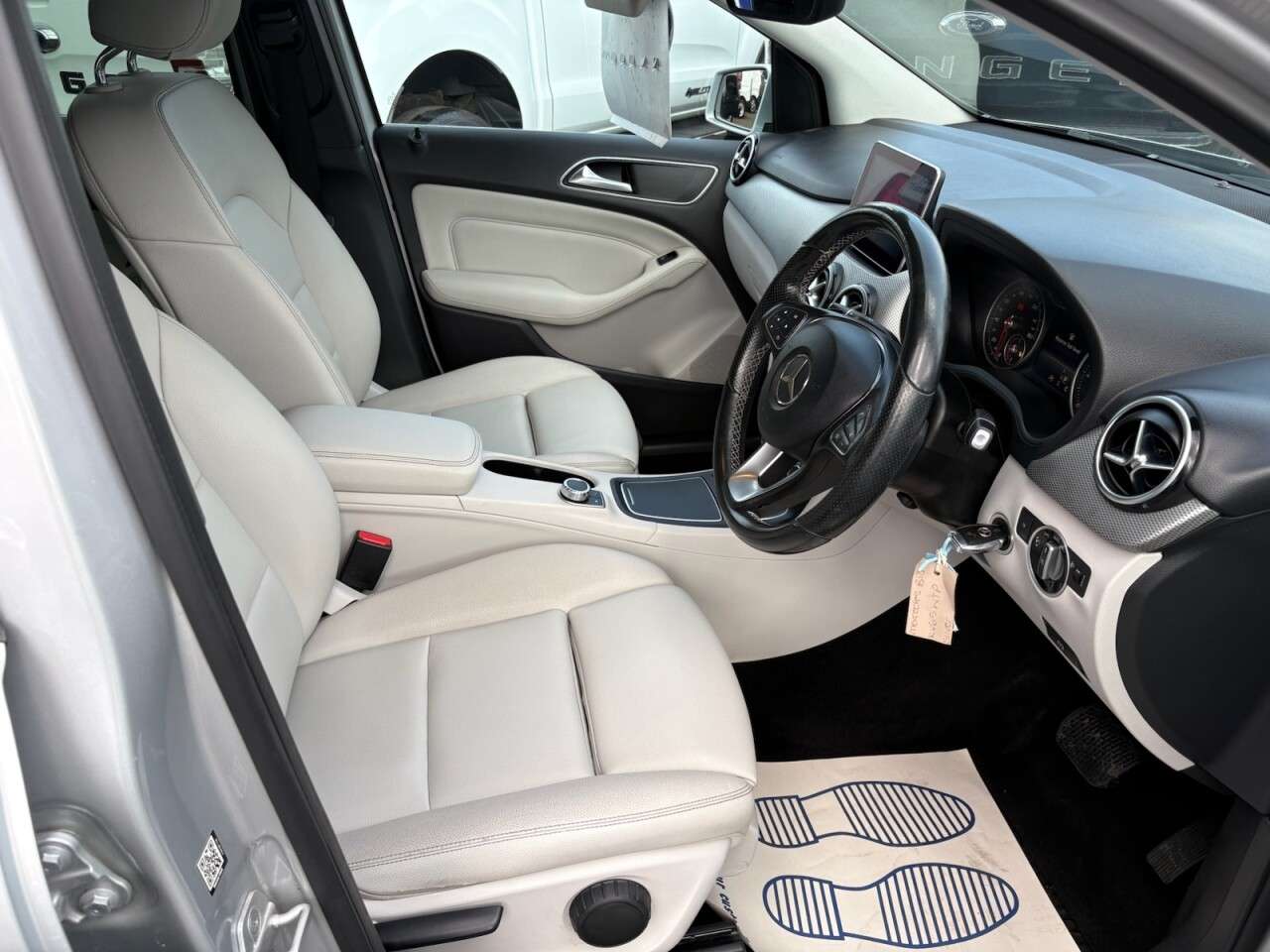 2015 MERCEDES-BENZ B CLASS 2015 MERCEDES-BENZ B CLASS