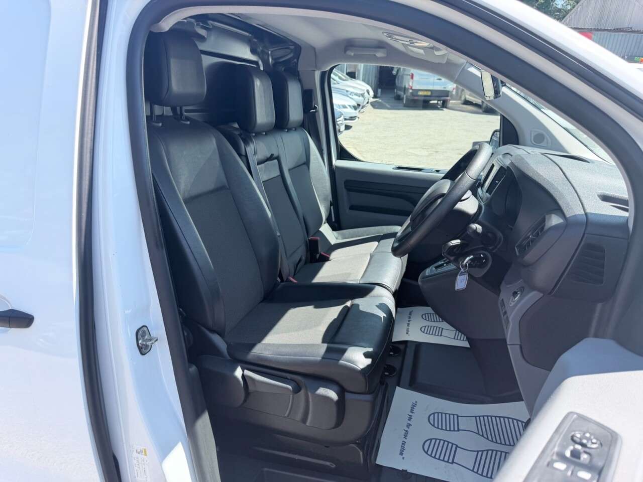 2021 PEUGEOT E-EXPERT 2021 PEUGEOT E-EXPERT