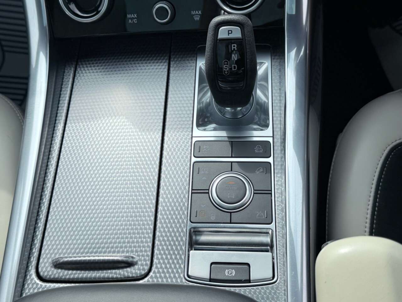 2019 LAND ROVER RANGE ROVER SPORT 2019 LAND ROVER RANGE ROVER SPORT
