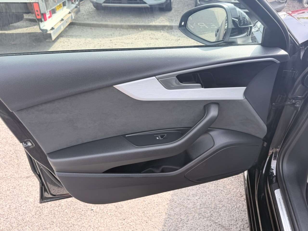 2020 AUDI A4 AVANT 2020 AUDI A4 AVANT