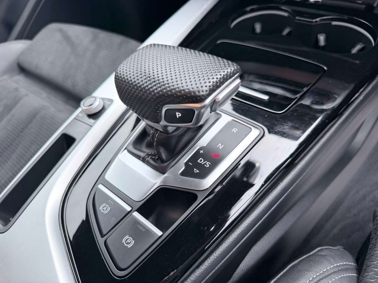 2020 AUDI A4 AVANT 2020 AUDI A4 AVANT