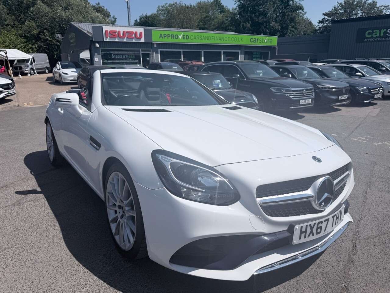 A 2017 MERCEDES SLC SLC 250 D AMG LINE A 2017 MERCEDES SLC SLC 250 D AMG LINE