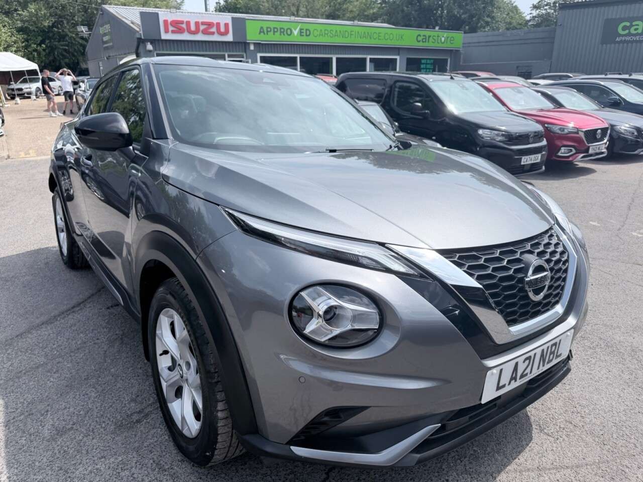 A 2021 NISSAN JUKE 1.0 DIG-T N-Connecta SUV, 7,000 miles, Euro 6, 6-Speed manual, CarPlay/Andr A 2021 NISSAN JUKE 1.0 DIG-T N-Connecta SUV, 7,000 miles, Euro 6, 6-Speed manual, CarPlay/Andr
